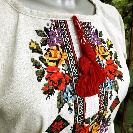 Romanian embroidered blouse for women Ukrainian ethnic vyshivanka with roses White slavic wedding costume Folk Easter gift Romanian embroidered blouse for women Ukrainian ethnic vyshivanka with roses White slavic wedding costume Folk Easter gift