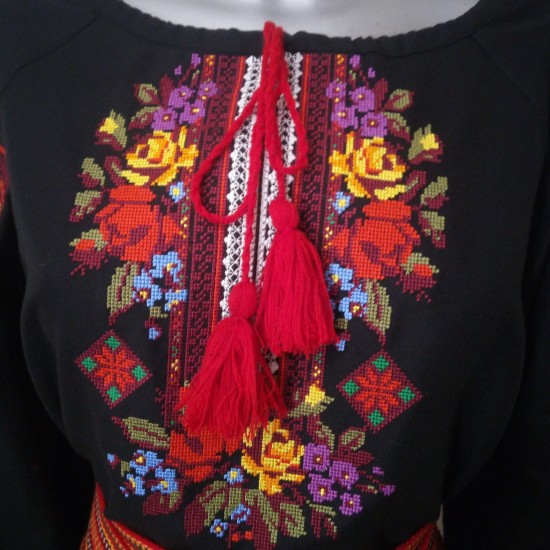 Romanian embroidered blouse for women Ukrainian ethnic vyshivanka with roses White slavic wedding costume Folk Easter gift Romanian embroidered blouse for women Ukrainian ethnic vyshivanka with roses White slavic wedding costume Folk Easter gift