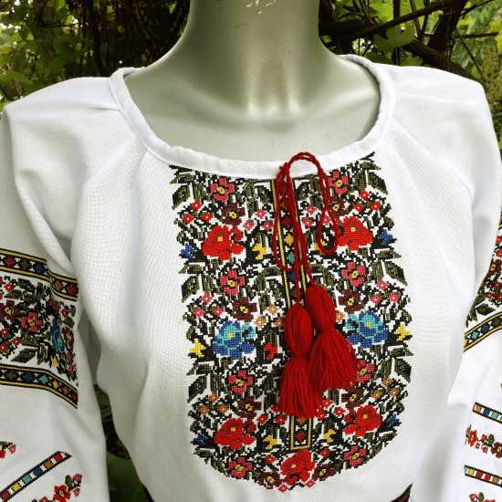 Romanian embroidered blouse for women Slavic embroidery with roses White floral ethnic costume Easter gift Ukrainian wedding dress Romanian embroidered blouse for women Slavic embroidery with roses White floral ethnic costume Easter gift Ukrainian wedding dress