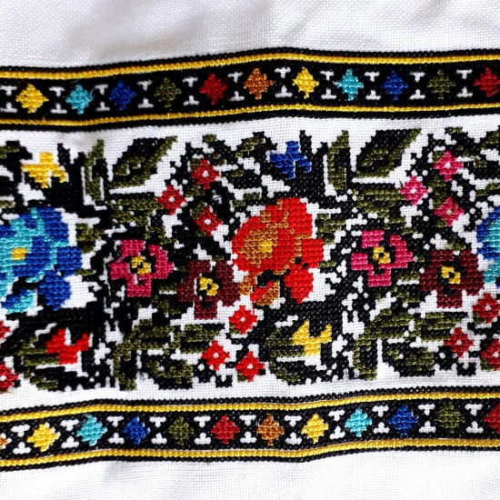 Romanian embroidered blouse for women Slavic embroidery with roses White floral ethnic costume Easter gift Ukrainian wedding dress Romanian embroidered blouse for women Slavic embroidery with roses White floral ethnic costume Easter gift Ukrainian wedding dress